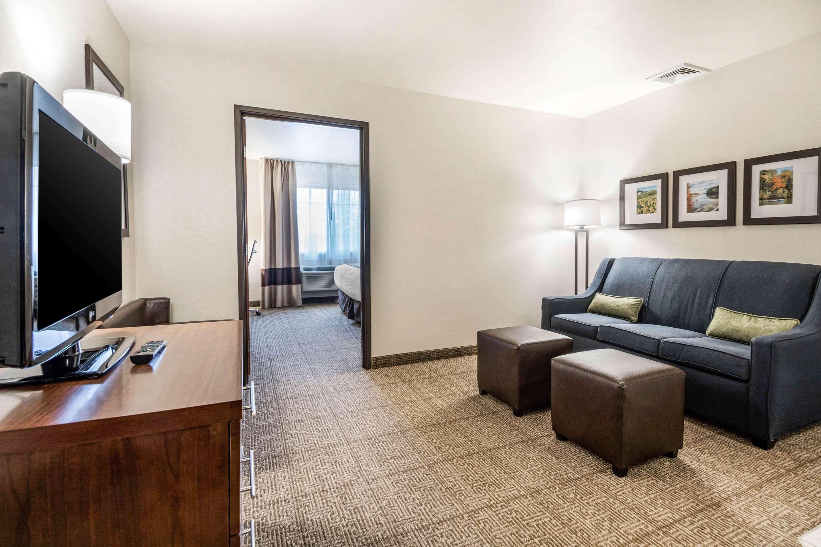 Comfort Suites At Par 4 Resort Waupaca Luaran gambar