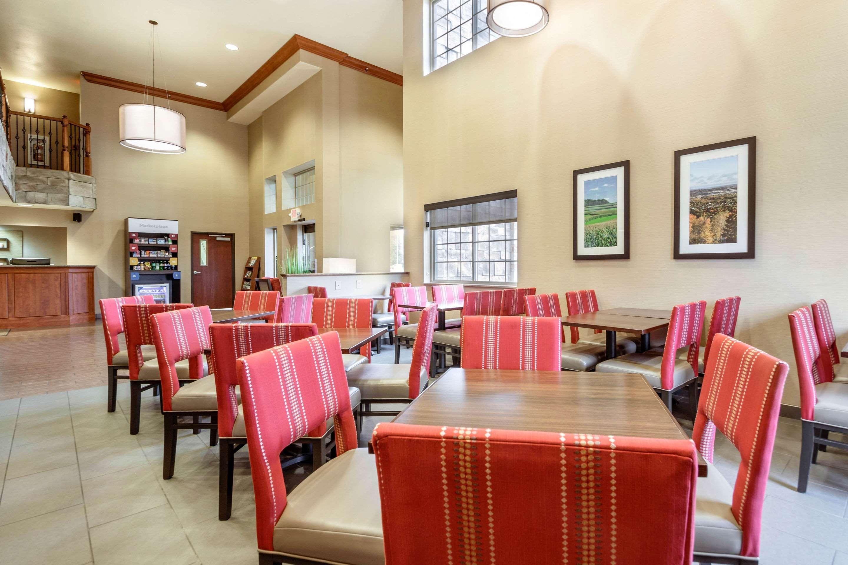 Comfort Suites At Par 4 Resort Waupaca Luaran gambar